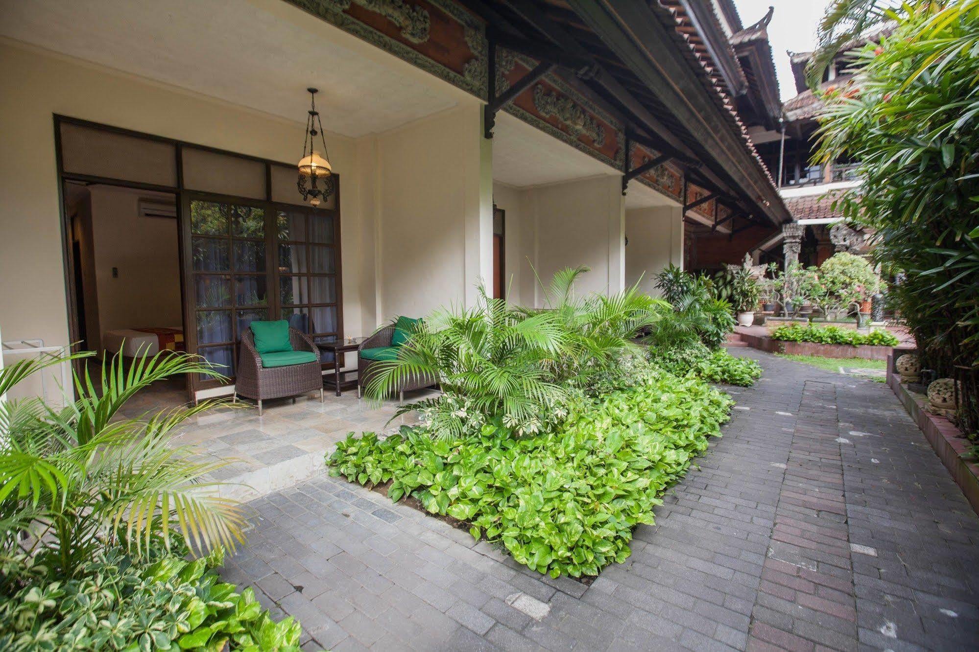 Ari Putri Hotel Sanur Exterior foto