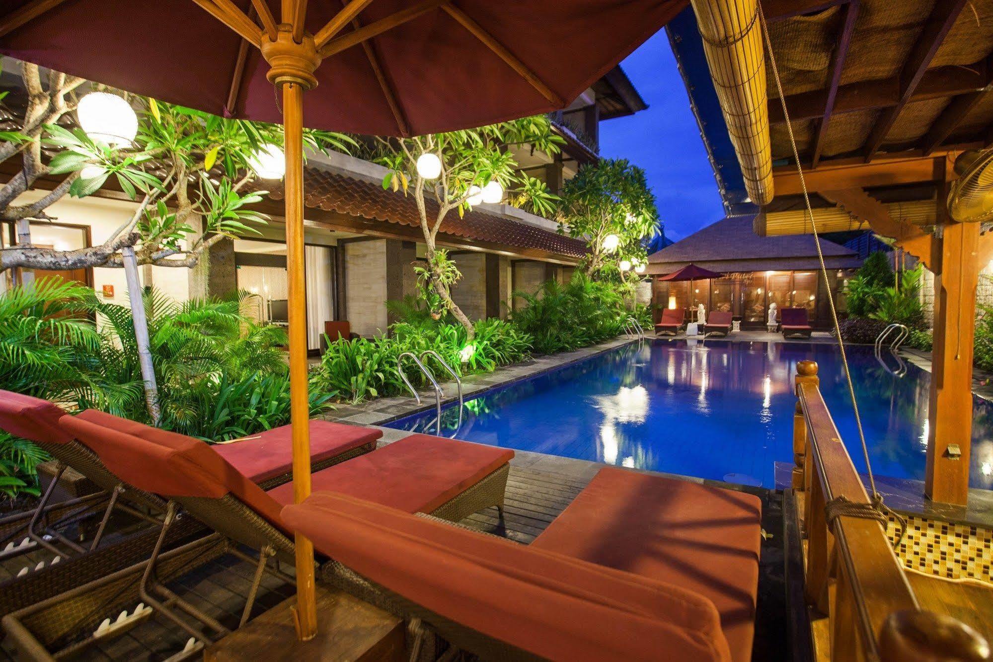 Ari Putri Hotel Sanur Exterior foto